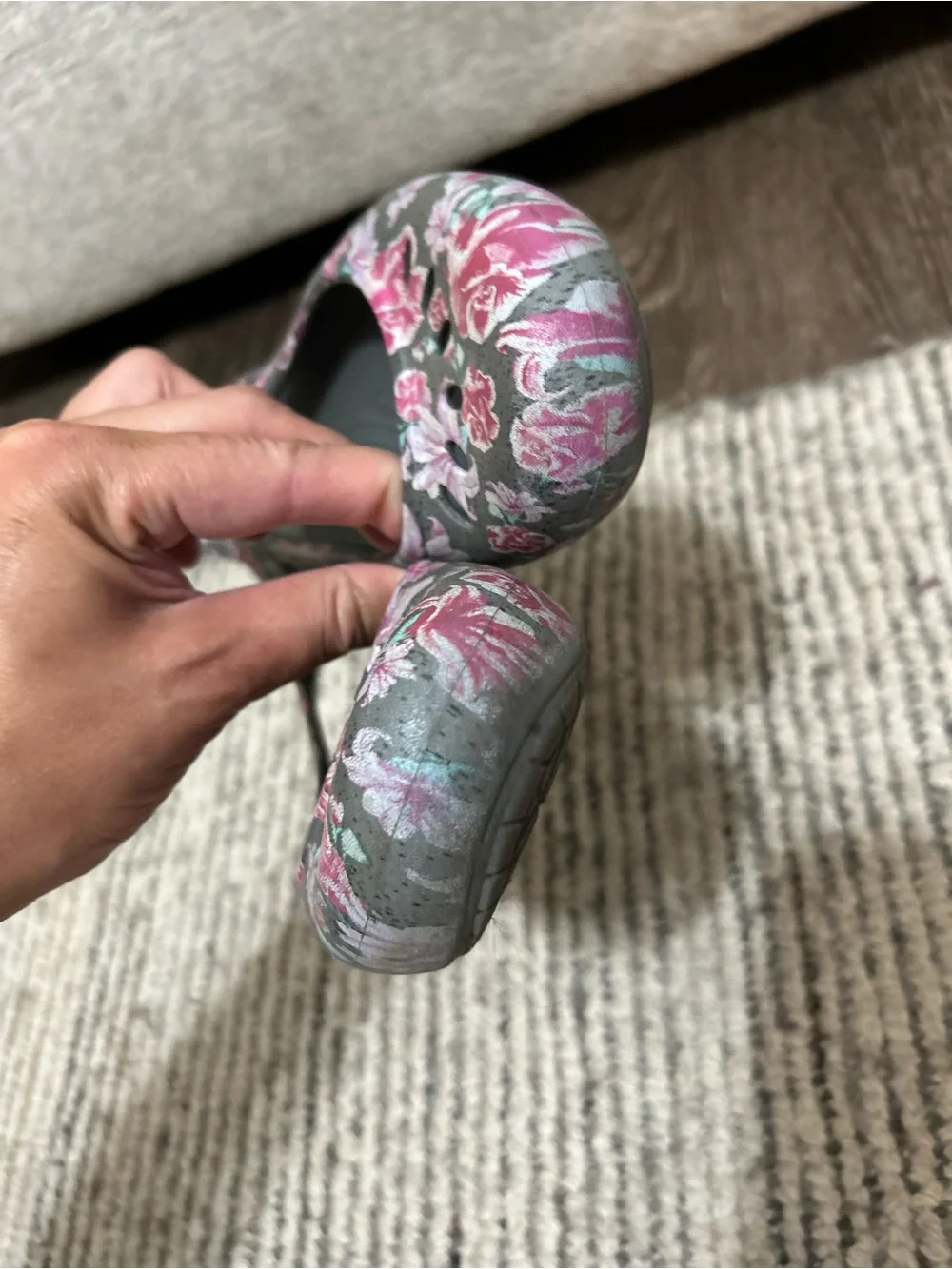 Crocs Women’s Floral Slingback Casual Flats Pink Gray Size 5